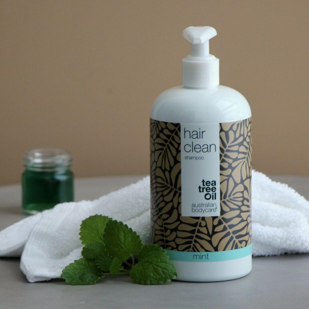 4 Tea Tree šampony 500 ml Mint za cenu 3 — výhodný balíček - Balení 4 šamponů (500 ml): Tea Tree Oil a Mint