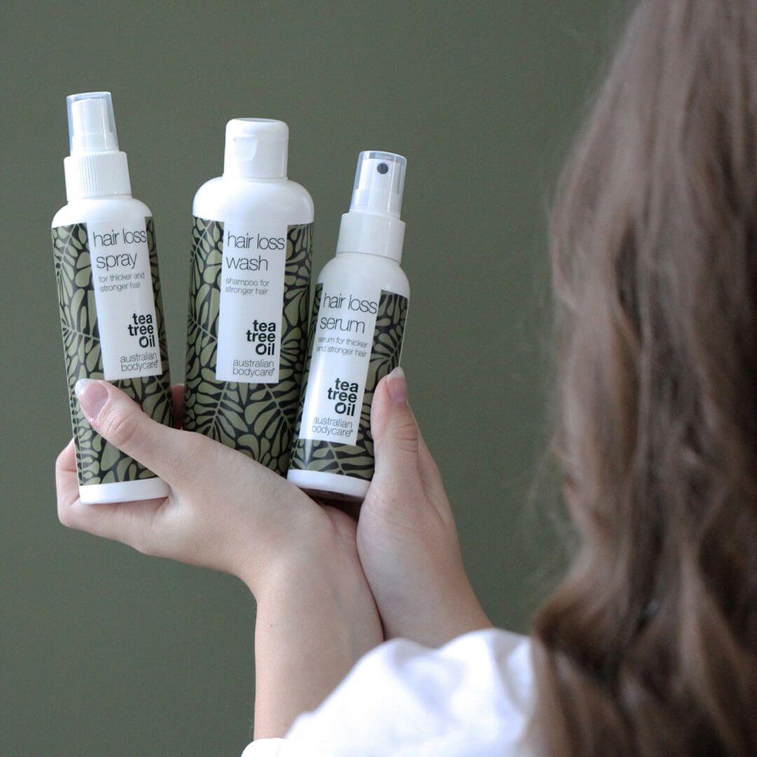 4 produkty na vypadávání a řídnutí vlasů - Produkty proti vypadávání vlasů s biotinem, Tea Tree olejem a Capilia Longa