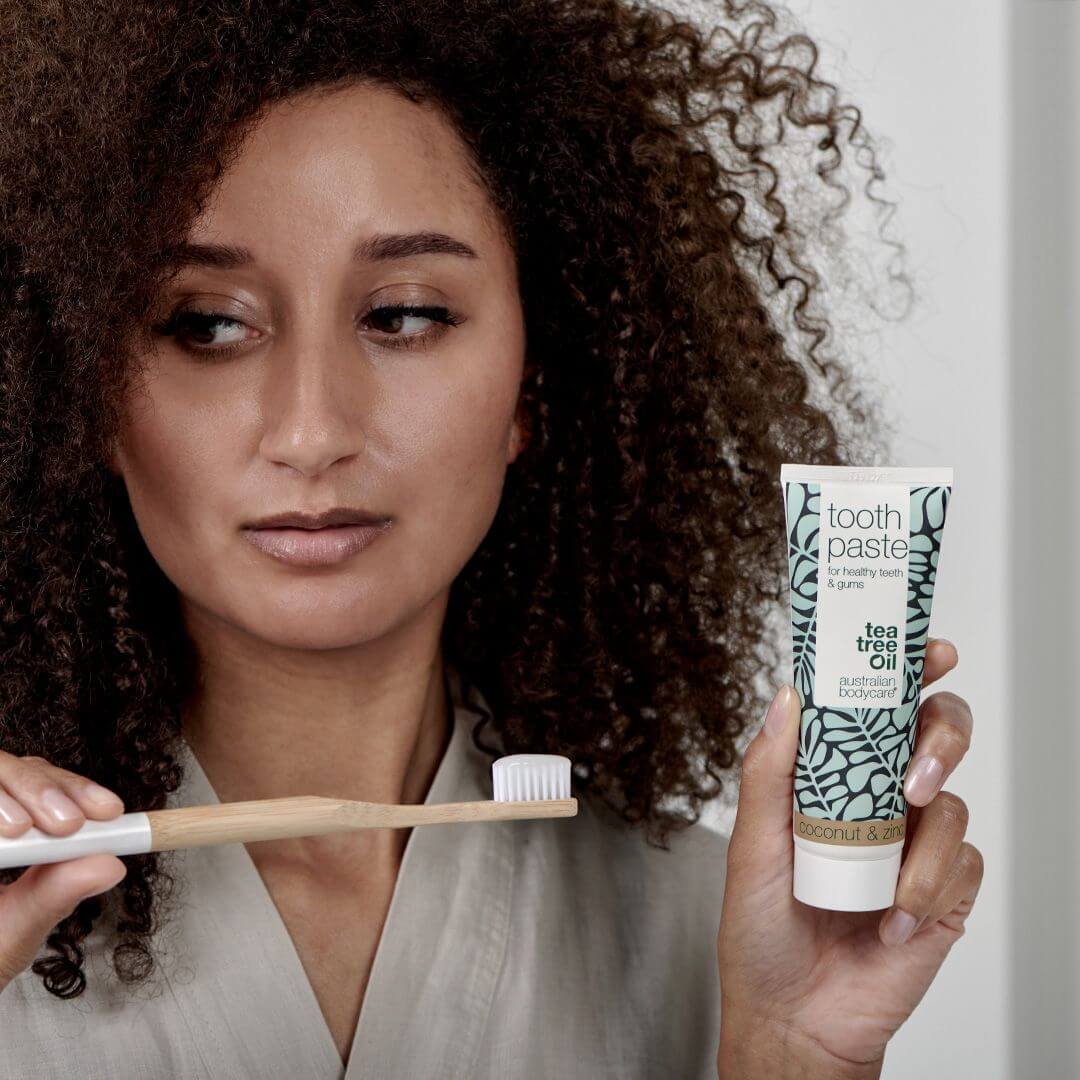 3 ks zubní pasty Tea Tree Oil Coconut & Zinc - Pro každodenní péči o parodontální onemocnění a zánět dásní