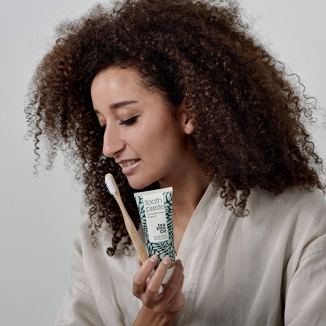 3 ks zubní pasty Tea Tree Oil Coconut & Zinc - Pro každodenní péči o parodontální onemocnění a zánět dásní