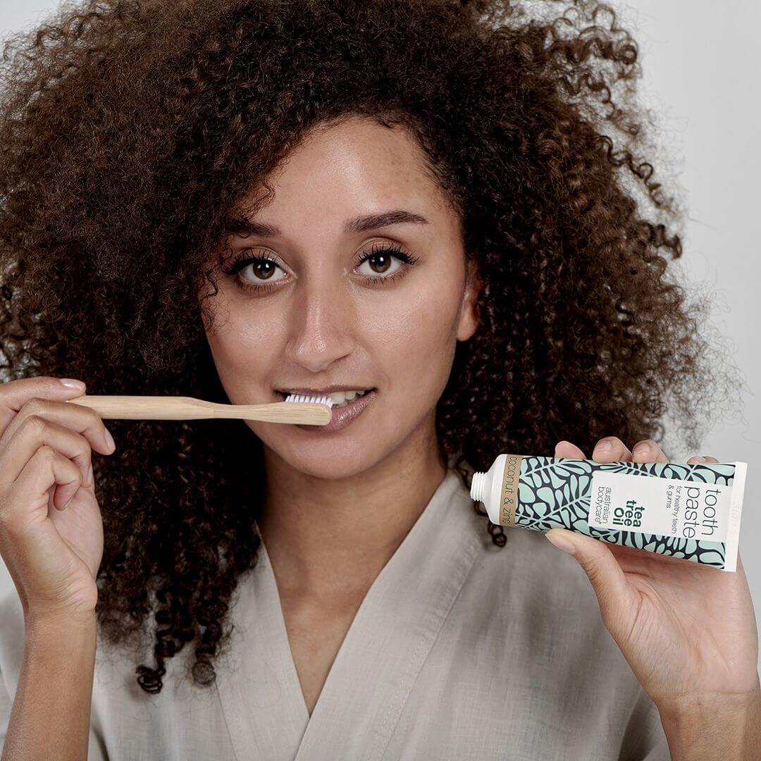 3 ks zubní pasty Tea Tree Oil Coconut & Zinc - Pro každodenní péči o parodontální onemocnění a zánět dásní