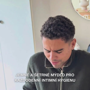 Intimní mýdlo pro muže – Jemná péče pro každodenní intimní hygienu — Účinné intimní mýdlo pro muže. Pomáhá proti podráždění a nepohodlí v intimní oblasti. Přírodní složky pro zdravou a dobře udržovanou pokožku.
