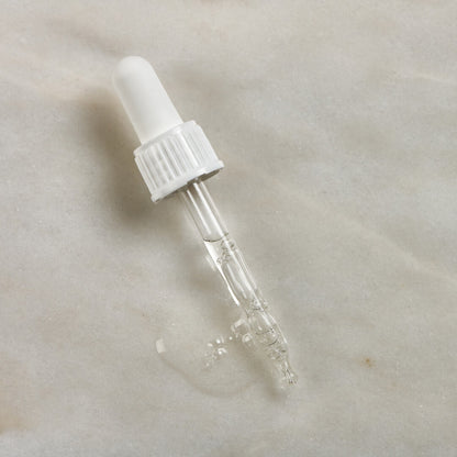 Pre–aging Serum – pro prevenci známek stárnutí - Sérum s kyselinou hyaluronovou, peptidy a kofeinem na vrásky