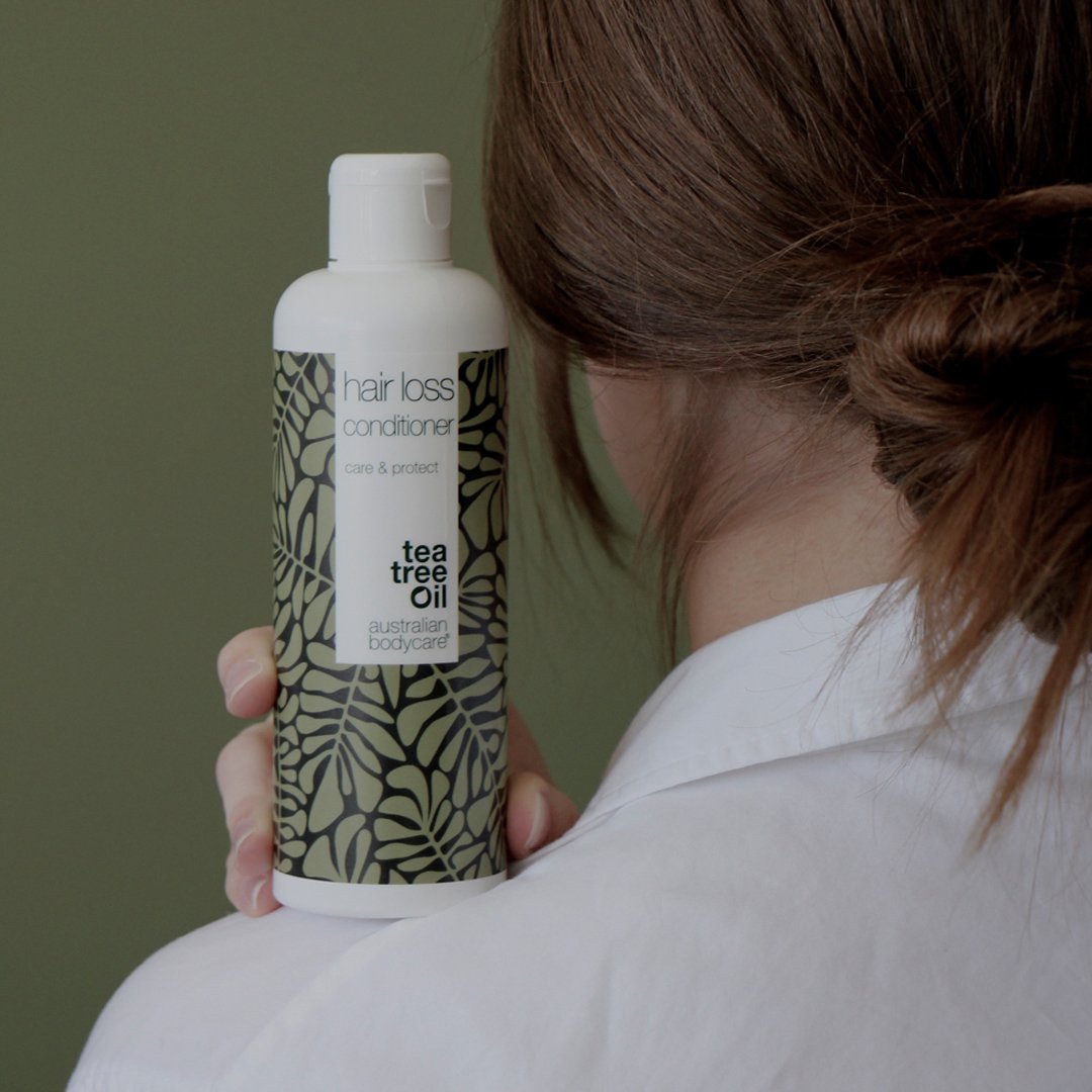 4 produkty na vypadávání a řídnutí vlasů - Produkty proti vypadávání vlasů s biotinem, Tea Tree olejem a Capilia Longa